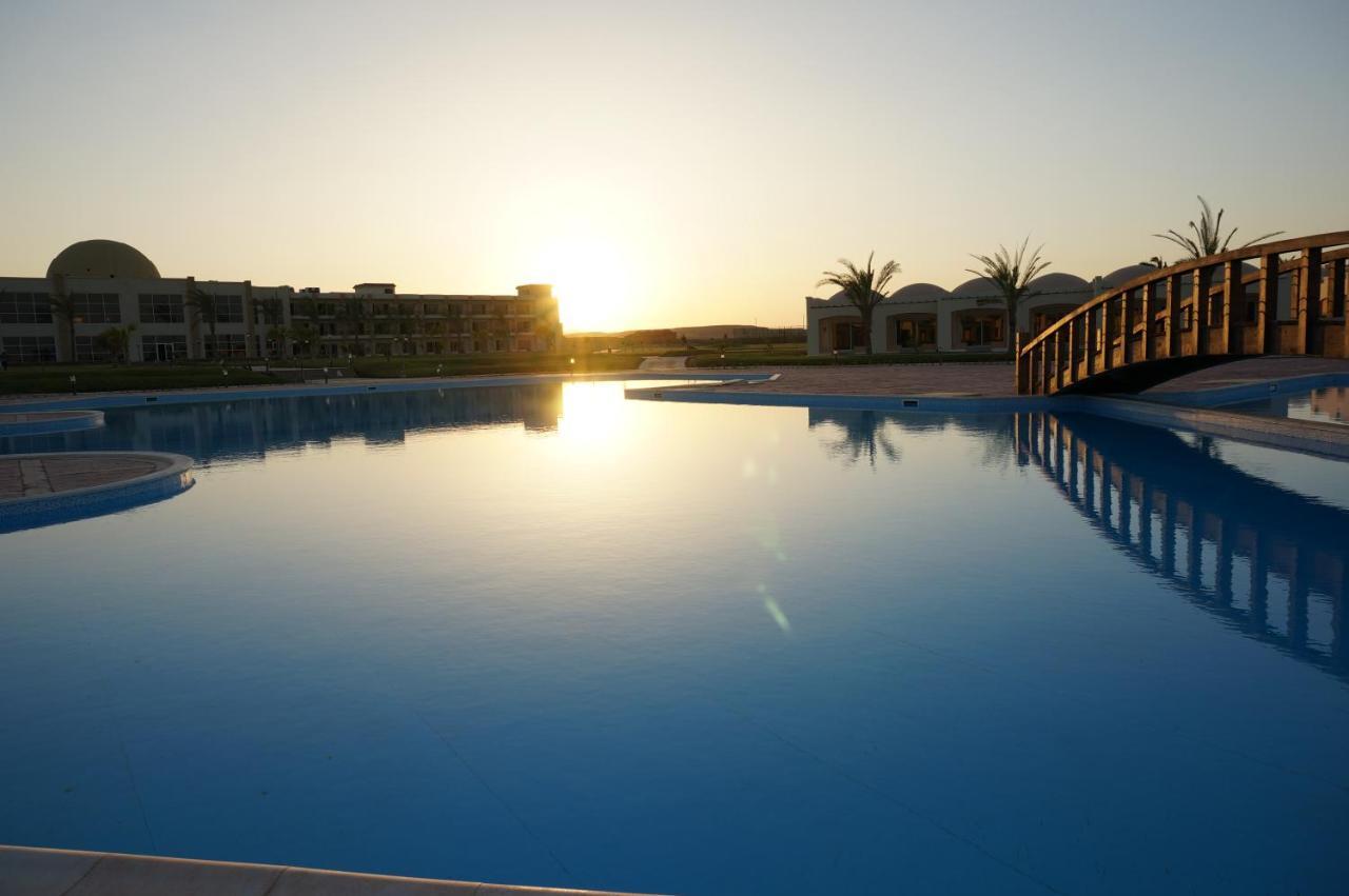 Amarina Queen Resort & Aqua Park Marsa Alam ภายนอก รูปภาพ