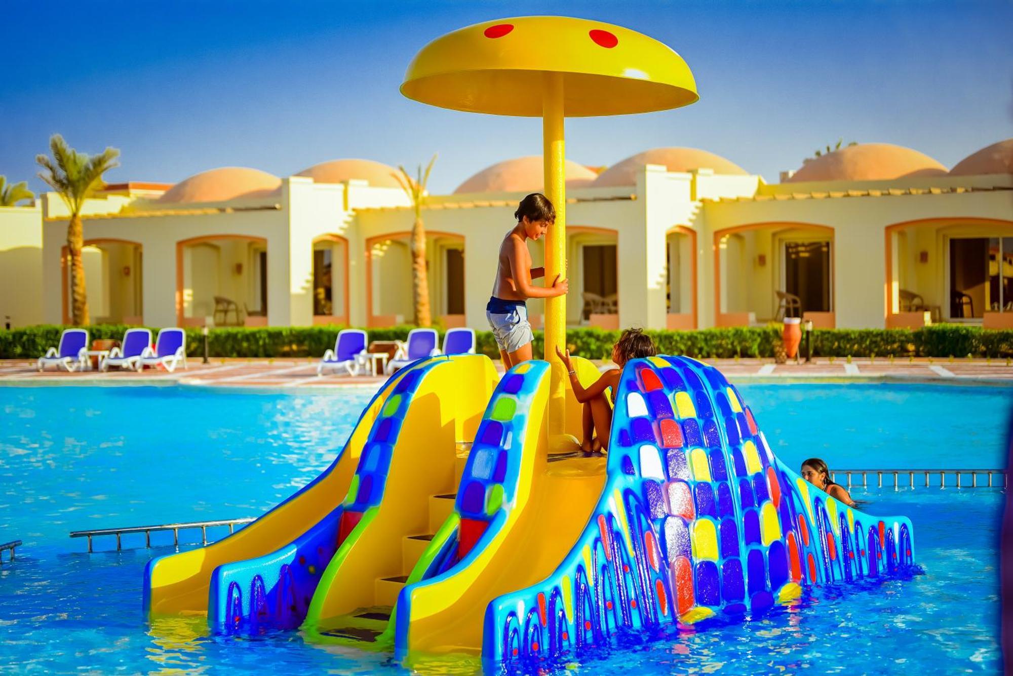 Amarina Queen Resort & Aqua Park Marsa Alam ภายนอก รูปภาพ